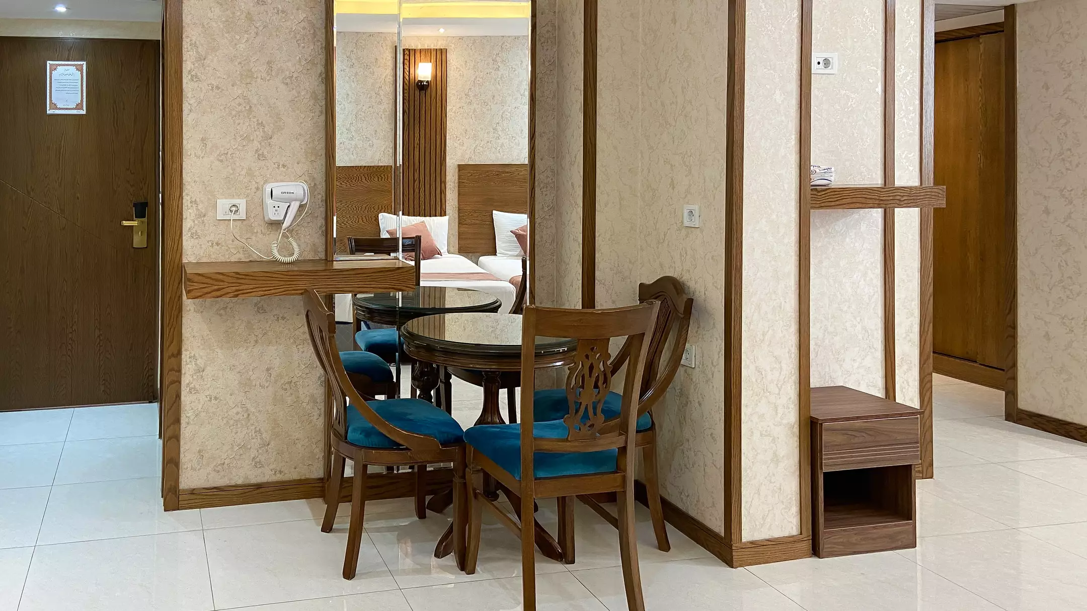 Alibaba https://cdn.alibaba.ir/ostorage/hotel-accommodation-images/6704dd5f299de7a7748d21c2_9964fe1a-d70f-4cff-a3bf-11c3e3d11a55_پنج تخته (2).webp